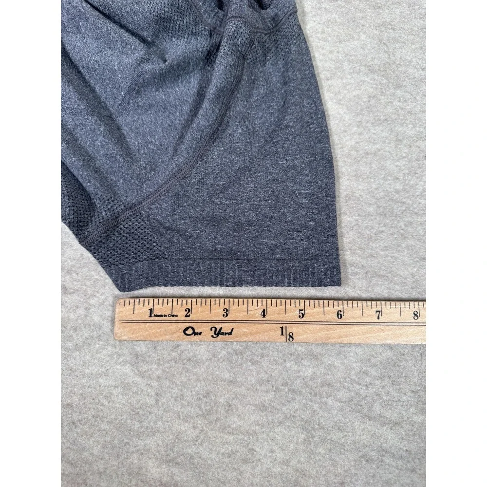 Lululemon Swiftly Tech Shirt Womens 8 Gray Short Sleeve Run Yoga Athletic Gym